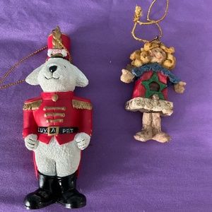 Resin Christmas ornaments. H264